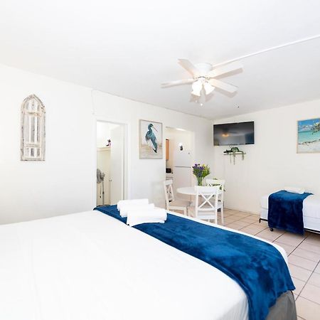 Tropic Isle Hotel & Apartment Hollywood Eksteriør billede