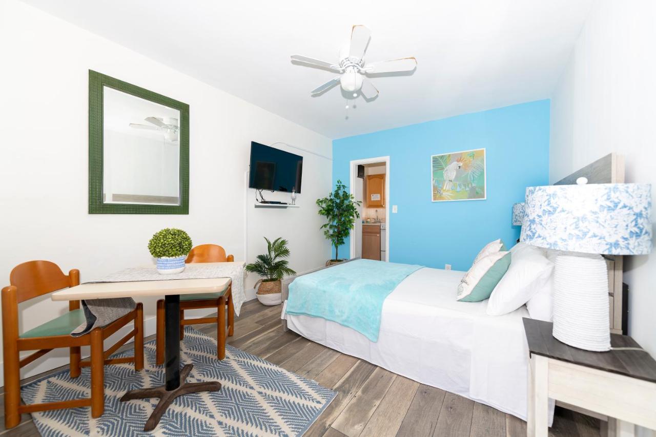 Tropic Isle Hotel & Apartment Hollywood Eksteriør billede