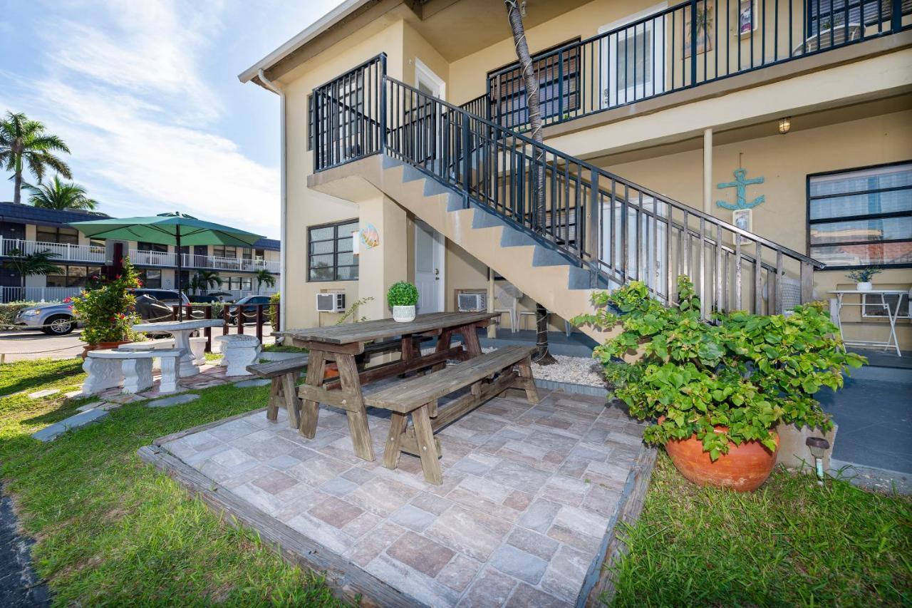 Tropic Isle Hotel & Apartment Hollywood Eksteriør billede