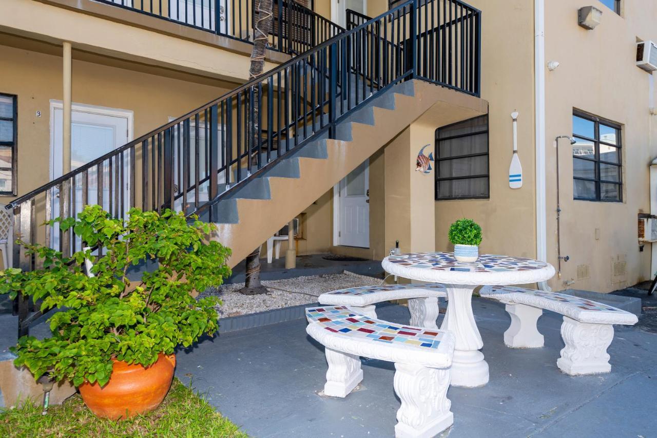 Tropic Isle Hotel & Apartment Hollywood Eksteriør billede