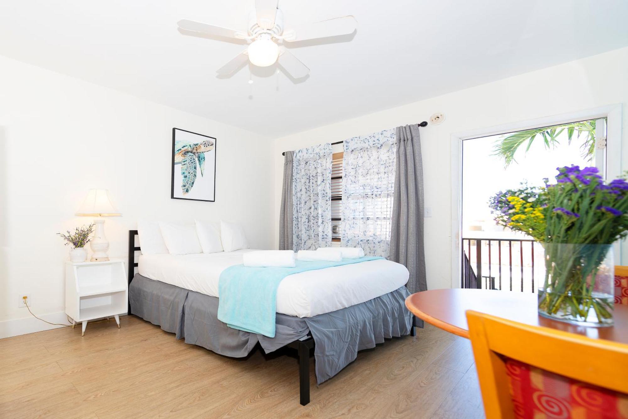 Tropic Isle Hotel & Apartment Hollywood Eksteriør billede